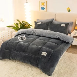 QualityQuilts | Luxe Pluche Dekbed voor Herfst en Winter, Antistatisch en Lichtgewicht, Modern Design